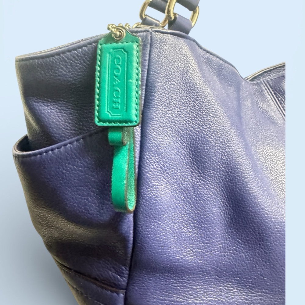 Coach Vibrant Purple Shoulder Bag - Picture 8 of 13
